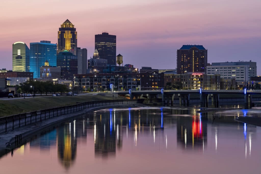 Des Moines, IA